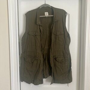 Gap army green utility vest
